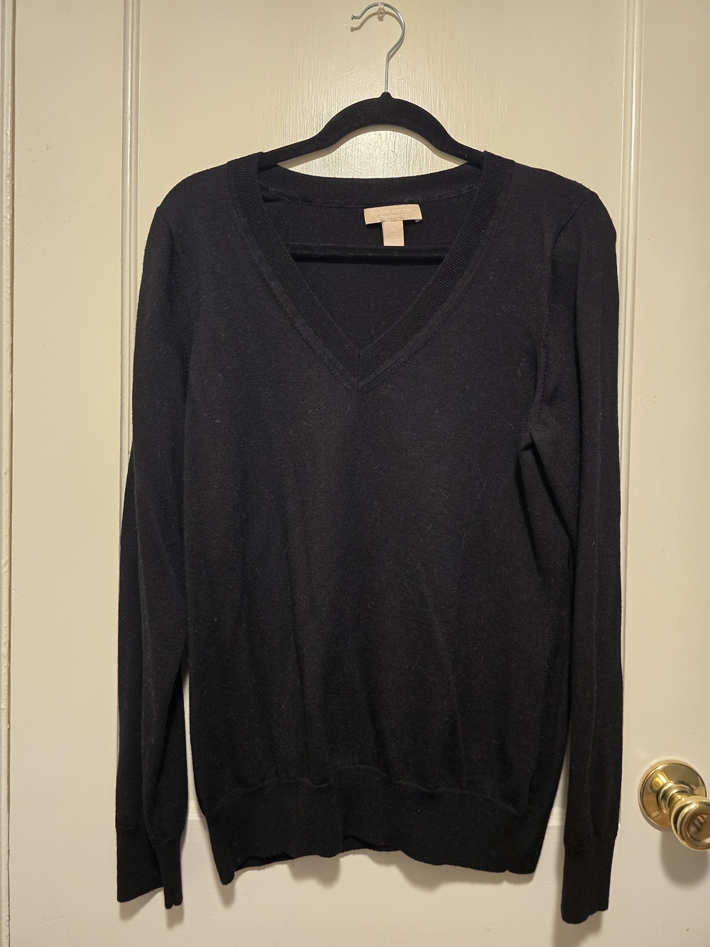Banana Republic Black Merino Wool V-Neck Knit Sweater XL NWOT